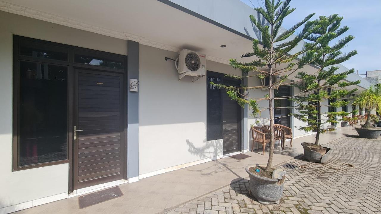 Oyo 90831 Hotel Gardenia Prambanan Solo Εξωτερικό φωτογραφία