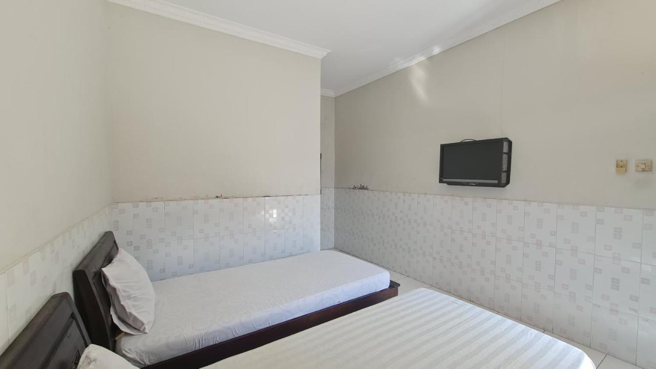 Oyo 90831 Hotel Gardenia Prambanan Γιογκιακάρτα Εξωτερικό φωτογραφία